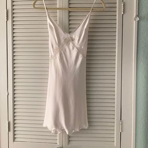 Victoria’s Secret Here Comes the Bride Slip Sz S☺️